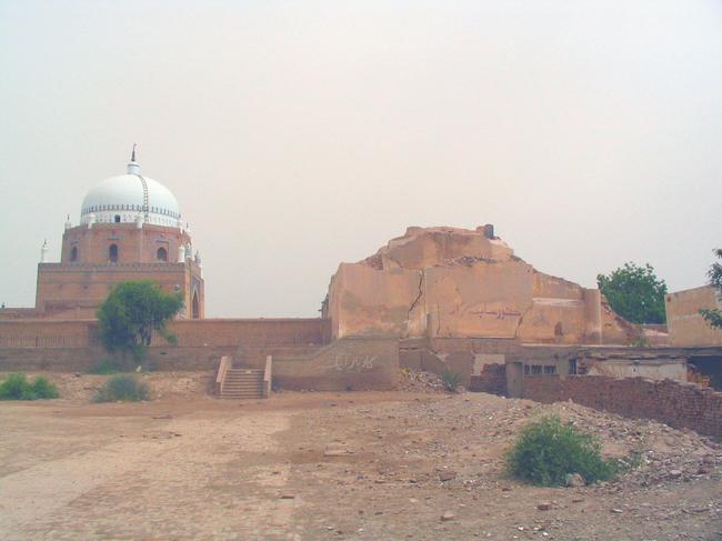 temple in pakistan